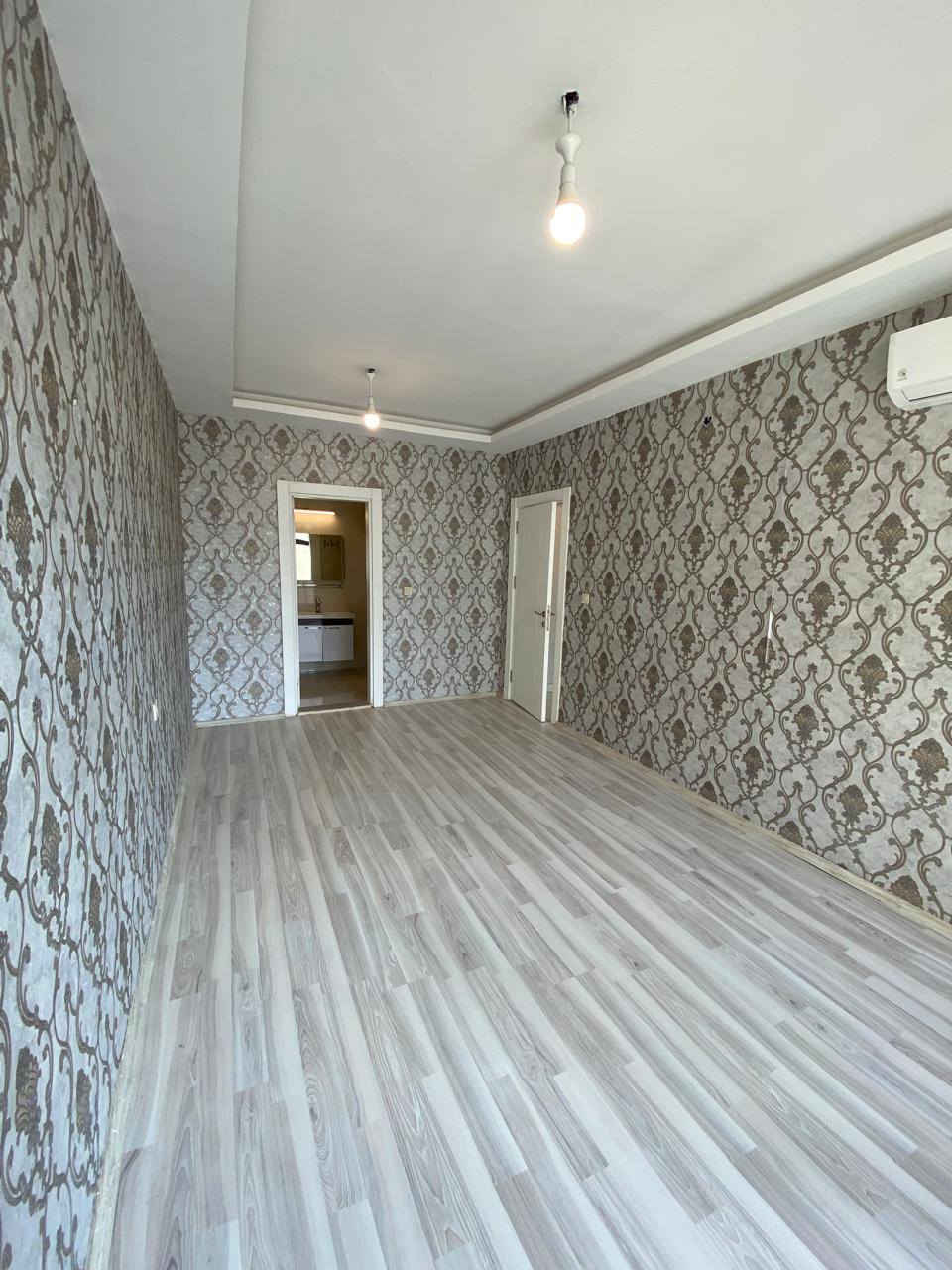 شقة للبيع بل لالاف ستى على شارع ١٥٠
غرفيتن نوم صالة
شقة كلش نضيف واجهة داخلي طابق ٩

https://wa.me/9647502881154 أربيل, العراق
