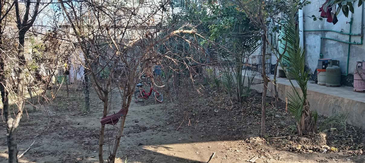 دار للبيع طابو زراعي بأسمي مساحه 455 م للتواصل ***********
