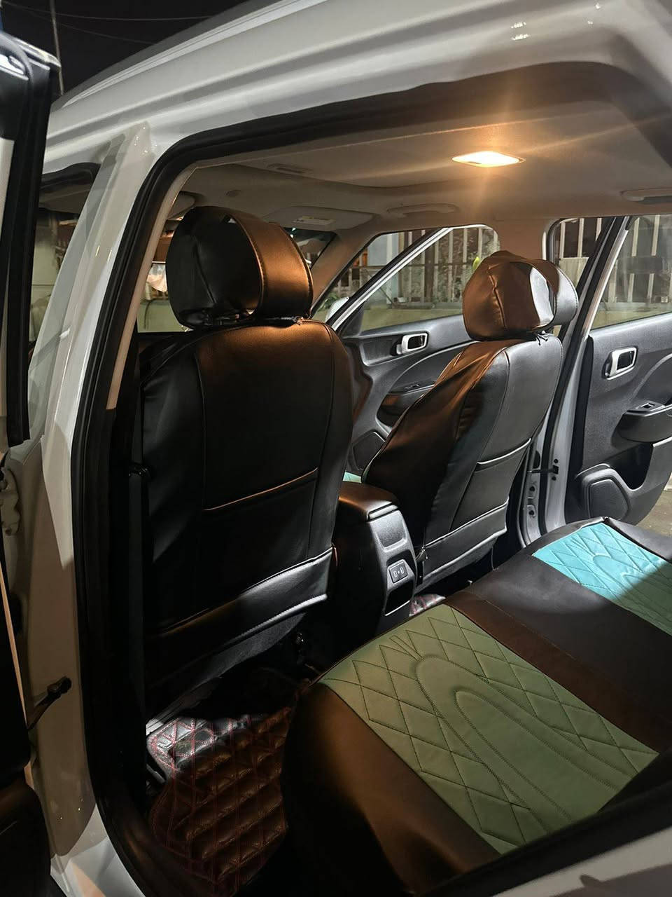 السلام عليكم 
#مكلف #بالنشر 
سيارة هونداي فينو موديل ٢٠٢٤ رقم بغداد  
مكان السيارة ناصرية المركز الحبوبي 
مداور ثاني يوم 
السعر ١٤٠ وبيها مجال بعد المعاينة 
استفسار اكثر الاتصال على صاحب السيارة المباشر 
الحاج ابو فرح *********** يوجد واتساب
