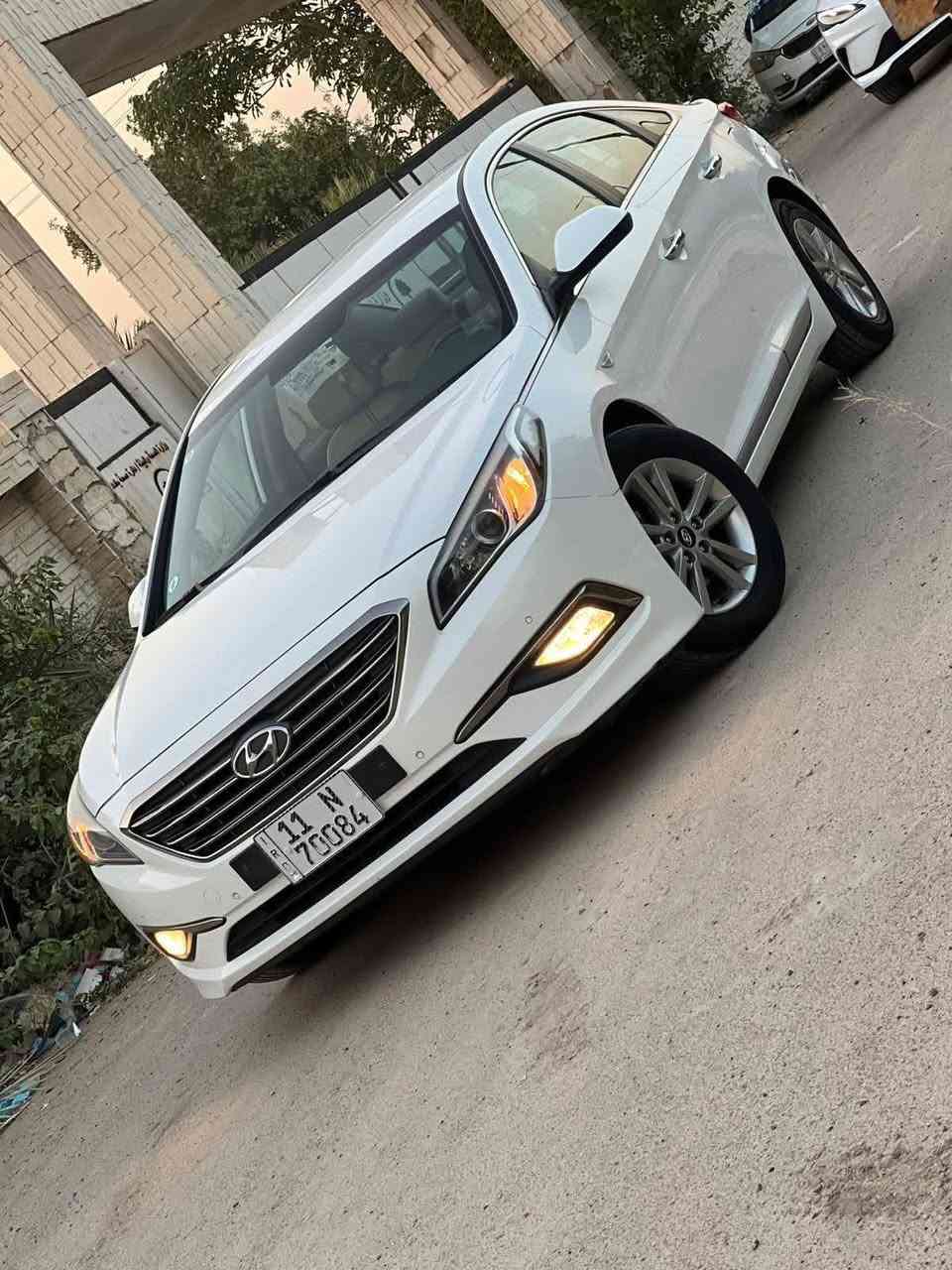 السلام عليكم
سلام عليكم سوناتا خليجي وارد كوري ٢٠١٨ سياره جديده بمعني الكلمه احله من لصور مكفوله من لفتح ول تبديل ول صبغ عد اقل لشبر بل هلال مال دوسه وصاعد عل جاملغ صفحة لسايق ول باقي كفاله 
مكينه وكير وحداديه وتبريد كفاله 
مواصفات عاديه 
داخل بيجي ورصاصي وكشتان جلد بيجي نظام ايكو كشنات تدفئه ستيرن تدفئه فول تحكمات حساس امامي حساس خلفي مري شفط تبريد قطعتين وباقي لمواصفات
ماشيه ١٢٦ كيلو 
مكينه ٢٠٠٠ دوش 
سعر مناسب
مكان السياره الكرخ 
للستفسار  *********** بغداد, العراق
