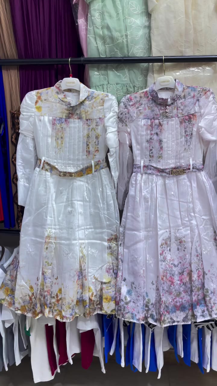 ✨ أناقة الصغار تبدأ من هنا ✨
تشكيلة مميزة من ملابس الأطفال بخامات ناعمة وتصاميم راقية
راحة تدوم… وأناقة تليق بطفلك 🤍

📏 المقاسات: من عمر ١٠ الى عمر ١٦ 
🎨 ألوان مختارة بعناية

💰 السعر: ٢٥ الف دينار عراقي

🚚 توصيل لجميع المحافظات
📩 للطلب مراسلتنا عبر الخاص

بيت ريتا… لأن التفاصيل تصنع الفرق 🌸
 #فستان #محير #فستان_بناتي  #فستان_العيد #الصويرة #واسط #ملابسالعيد #ملابستركية #


**إذا كنت صاحب هذا الإعلان وتريد حذفه لأي سبب، رجاءا أرسل رسالة إلى الدعم الفني**