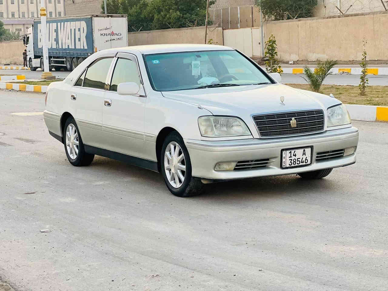 للبيع جنون ملكه رقم بصره نگليزي بسمي  بيه كصه جنطه  كير محرك مكفولات محرك ففتي  صدر أمامي خلفي جدد مشط جديد  تخم تاير سياره جاهزه مري شفط ستيرن كهربائي  كهربائيات كله شغاله تبريد قطعتين أمامي خلفي شغال  ثلج أصل كرستال سعرها 107 وبيه  مجال مكان السياره ذي قار مركز   رقم الهاتف
***********
