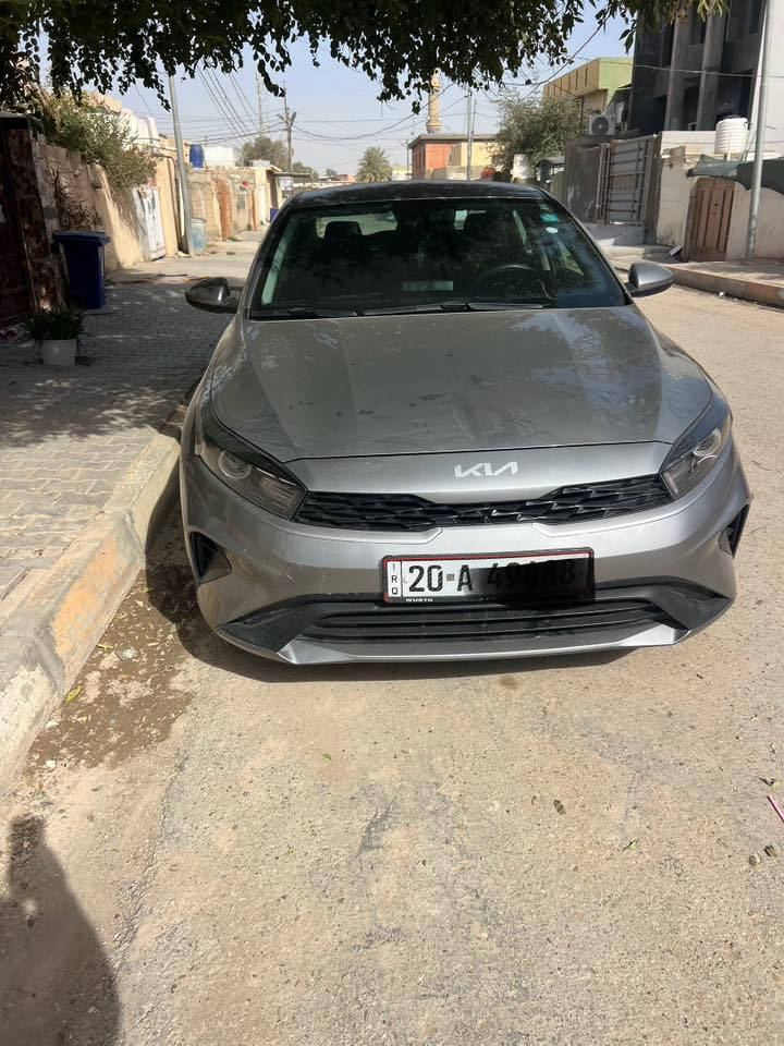 كيا فورتي موديل 24حادثه الجنطه الخلفيه وهلال الجامرلغات الخلفيه صورالحادث والسونار بالمنشور ماشيه 38الف السعر160وبيه مجال الاتصال ***********
