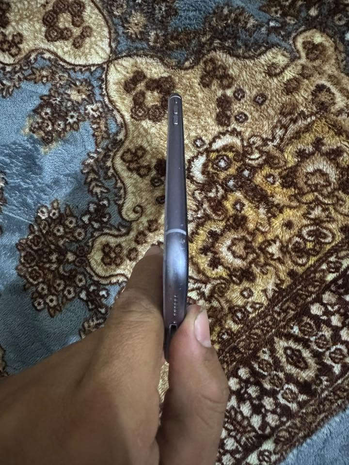 آيفون 11 عادي ذاكره 128
الجهاز مبدل فقط بطاريه باقي كله بلادي ذاكره ١٢٨ + تجي تاخذه من بيت وتفحص 
رقم تلفوني *********** 
السعر ٢٠٠ قفله شراي يخابرني
