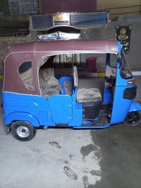 تكتك موديل 2022 شهر 8 لون أزرك ملكي ونظيفة 100% ✔️ مكفولة من كلشي  الس...