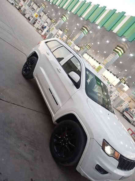 السلام عليكم للبيع جيب موديل 2017 وارد امريكي حادثها بابين جهة السايق بل عراق    صيانتها مستمرة وجاهزة بستم مال 14شاد اله بنزين عادي    خير من الله سياره ماشية 150 الف 
مواصفات السيارة
شاشة جبيرة
كامرة
حساسات خلفية
تحكمات ستيرن
شفتات ستيرن
كشنات جلد 
كشنات كهرباء 
كشنات تدفئة
تشغيل عن بعد
صندوك كهرباء
لايتات زنون 
مكينة 3600 
اخوان كل تفاصيل السياره ذاكرهن وسنوار السياره موجود وية الصور  من تخابرني لترجع تسألني عليهن رحمه على اهلك السياره عارضها ب 190 وبيها مجال بسيط مكانها بغداد  وهذا رقمي***********
