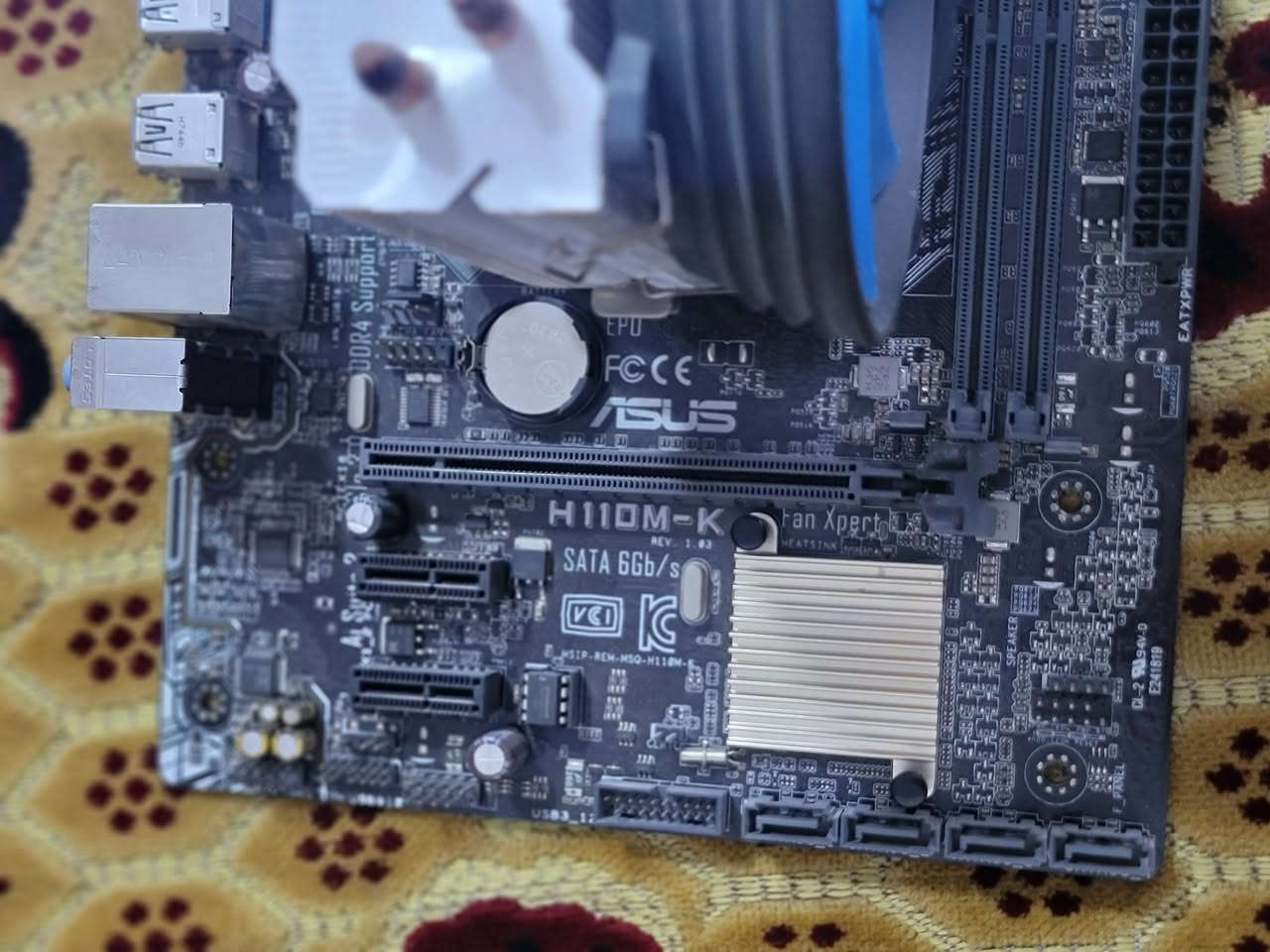 معالج  Core i5-6500
مع بورد ASUS H110M-K
مع مبرد DeepCool Ice Edge Mini FS V2.0
مع بور سبلاي ٥٠٠ واط 
كلهن سعر ٨٠ الف كلهن شغلات على الفحص الله شاهد كنت استخدمهن اني بعتهن لان طورت ال pc


**إذا كنت صاحب هذا الإعلان وتريد حذفه لأي سبب، رجاءا أرسل رسالة إلى الدعم الفني**