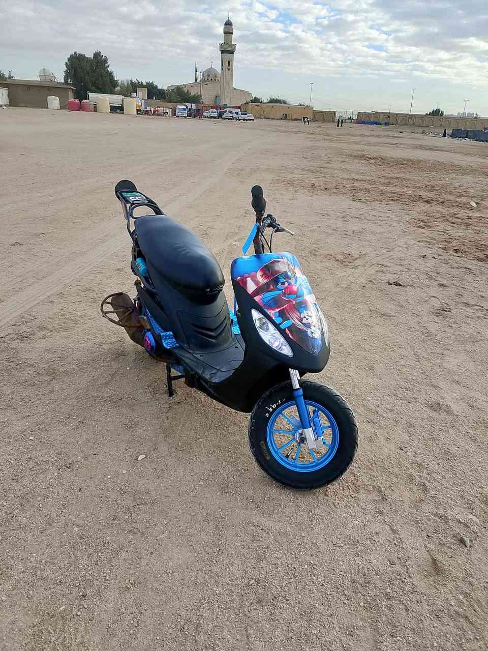 سلام عليكم  ماكس للبيع الدراجة تعمير من الستيرن لسيبايه مكينةما مفتوحة كهربايات كلهة شغالة سلف مكاني بصرة زبير هذة رقمي الشراي خلي يتصل ول مو شراي لا يتصل فدوة اروحلكم *********** واتساب او📞
