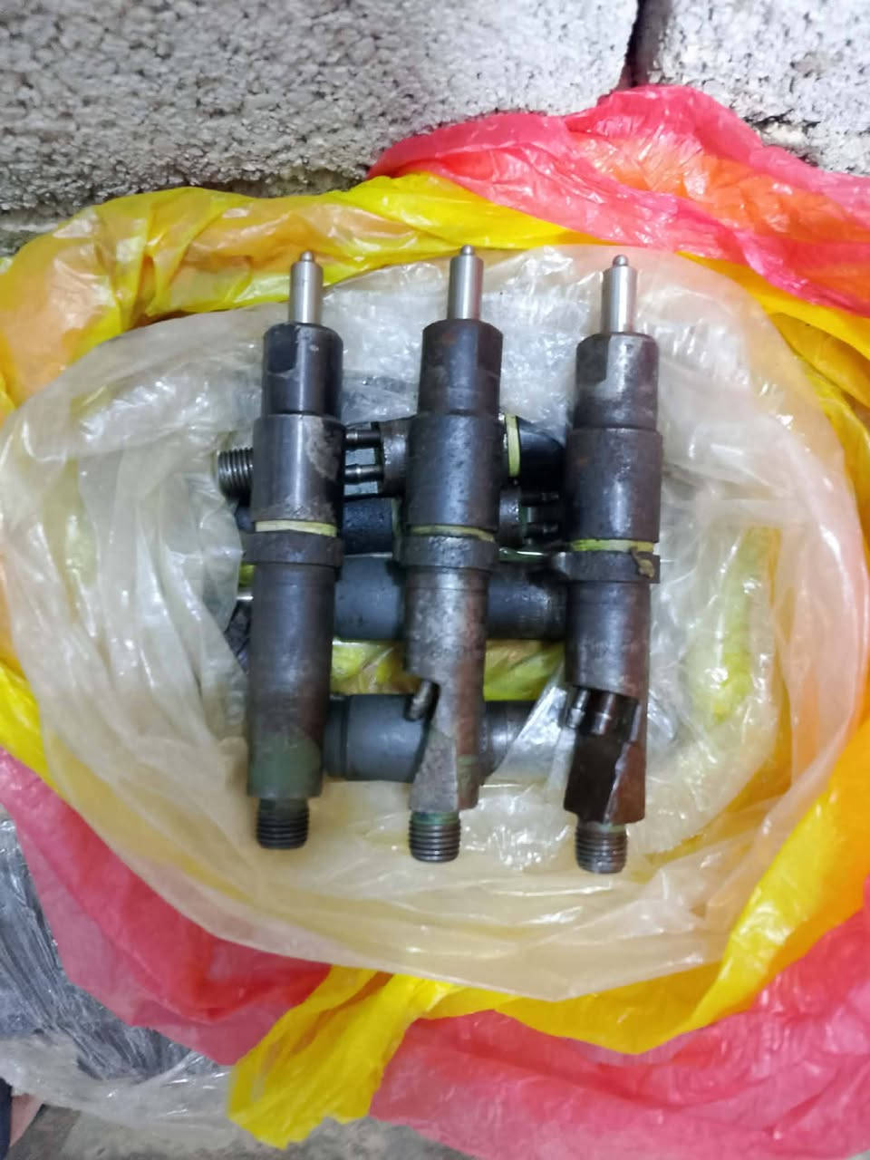 السلام عليكم كاورات 10 نوزلات 10وبم مكينه البي حجم 25 رقم الهاتف ***********
