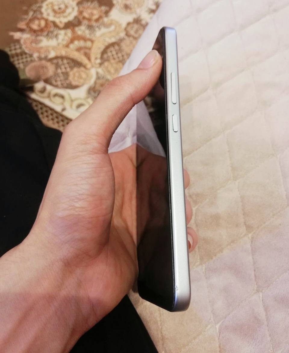 هونر X9D 5G نضيف جديد 
سعره 450 مكاني ميسان العماره


**إذا كنت صاحب هذا الإعلان وتريد حذفه لأي سبب، رجاءا أرسل رسالة إلى الدعم الفني**