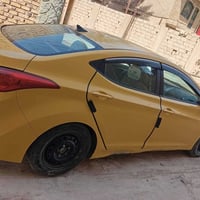 ويرحمه الله وبركاته عندي سياره النترا موديل 12 سياره جديده رقم 0771336...