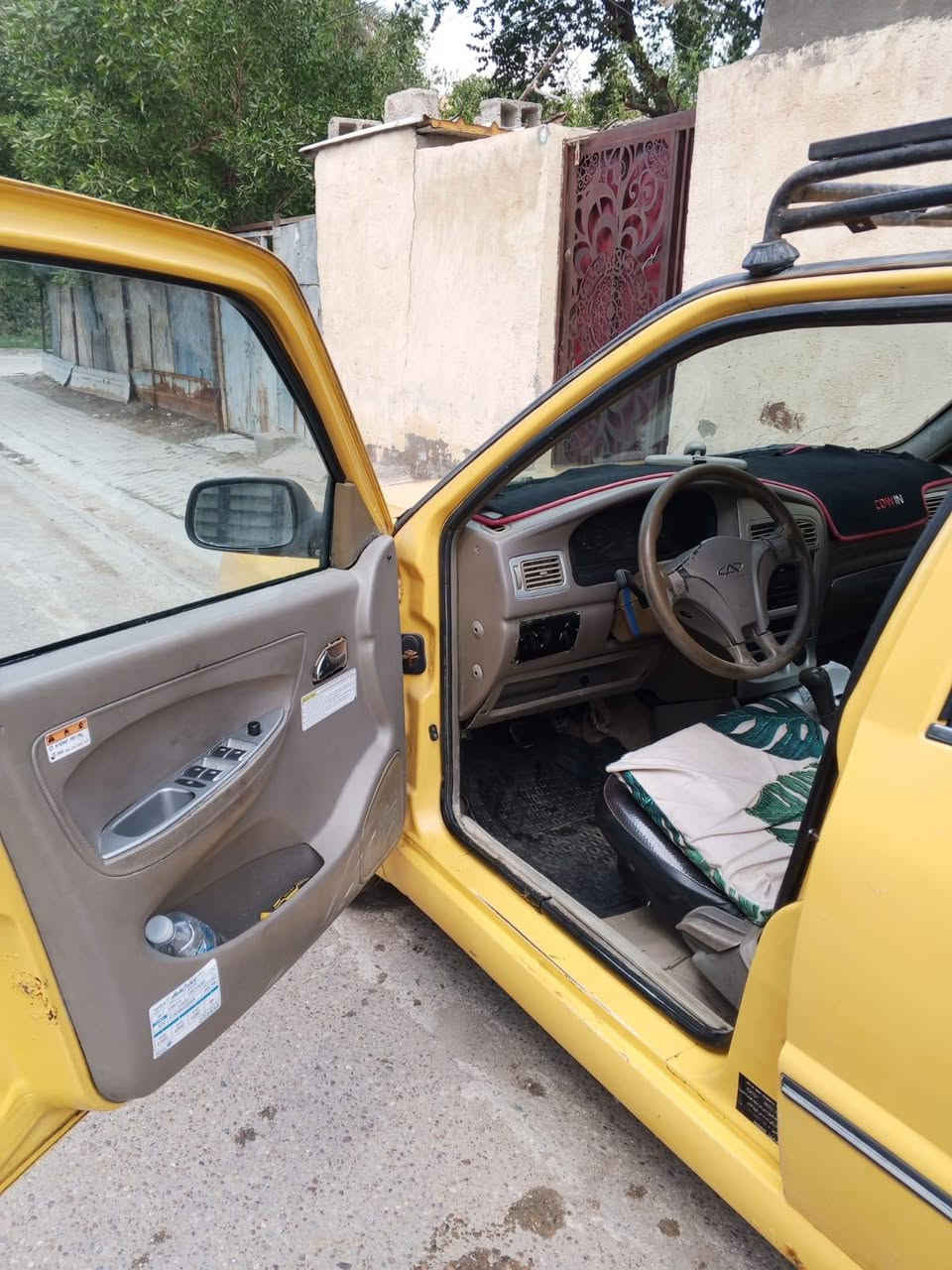 شيري كوين موديل 11 مكينه كير تبريد مكفولات بلادي بدون تحوير بيها ضربة جاملغ أمامي وبيها تصليح خياسات مصفرة هيئة سنوية 27 الإنتهاء صدر خلفي امامي تخم تاير *********** السعر 30 وبيها مجال
