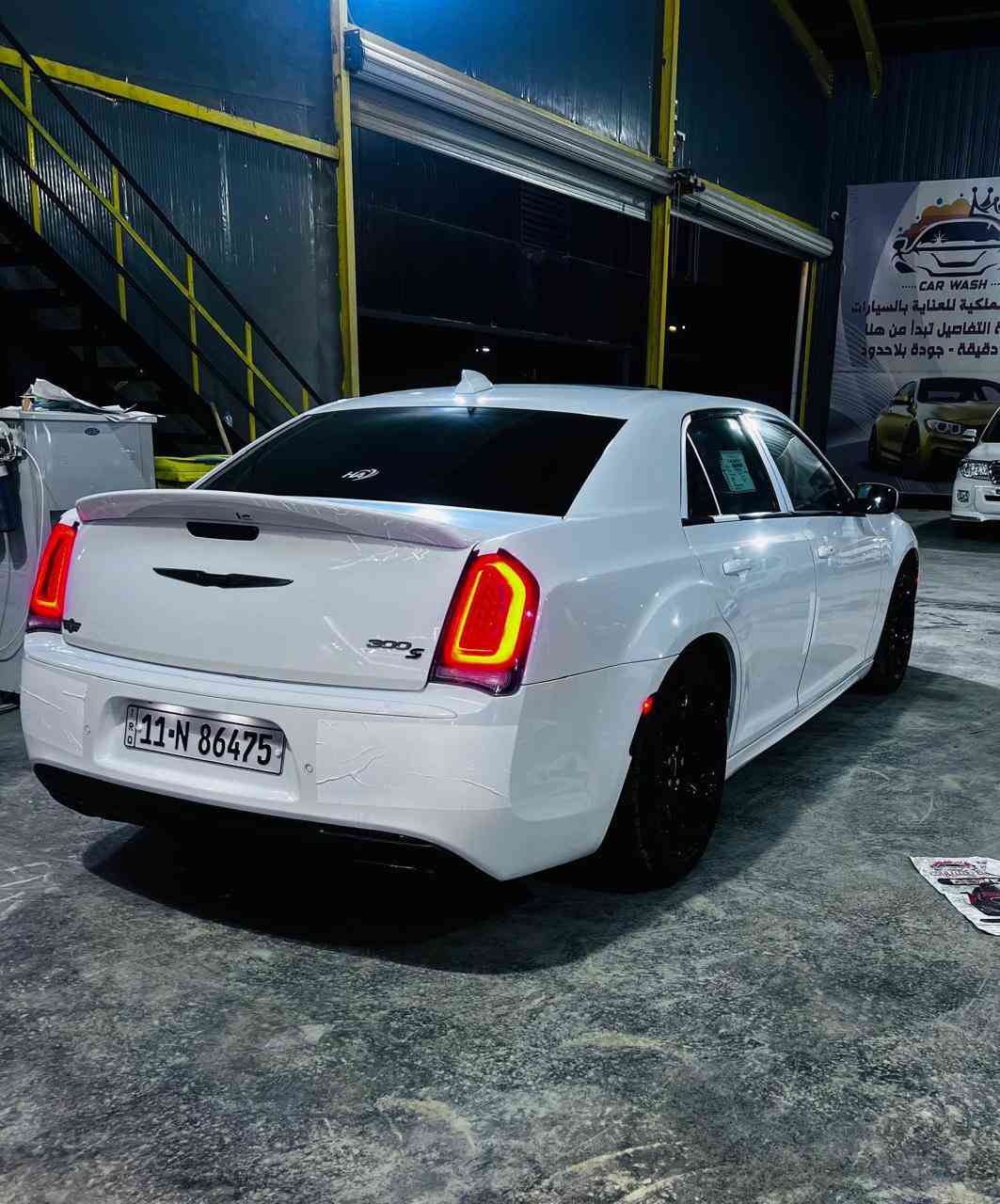 السلام عليكم للبيع فقط موديل 2018 فول مواصفات فئة ال S حادثه موضح بالصور فقط. حادث امريكا السياره. مسويله ادامه كامله رقم بغداد و عنوانه بالحله شارع 60 السعر 215  للاستفسار ***********
