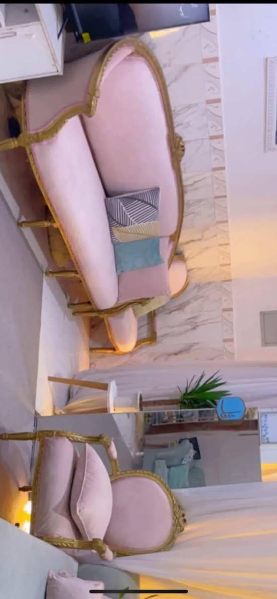 السلام عليكم عندي قنفات 2وحده مترين ووحده متر ونص وكراسي 2 رايدتهم ب300 نضيفات البصرة, العراق


**إذا كنت صاحب هذا الإعلان وتريد حذفه لأي سبب، رجاءا أرسل رسالة إلى الدعم الفني**