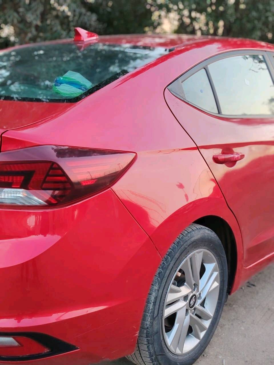 العنوان بابل الاسكندريه خلف مديريه البلديه 
سياره النتره موديل 2020
سياره فول مواصفات عده الفتحه ول اشياير سياره بيهة 3 قطع فقط خشم البنيد والجملغ الايمن وباب الخلفي الايمن ومكينه حجم 2000 لاصرف ولاشي كفاله حداديه كامله تخم تاير سياره خير من الله والرزق ع الله 