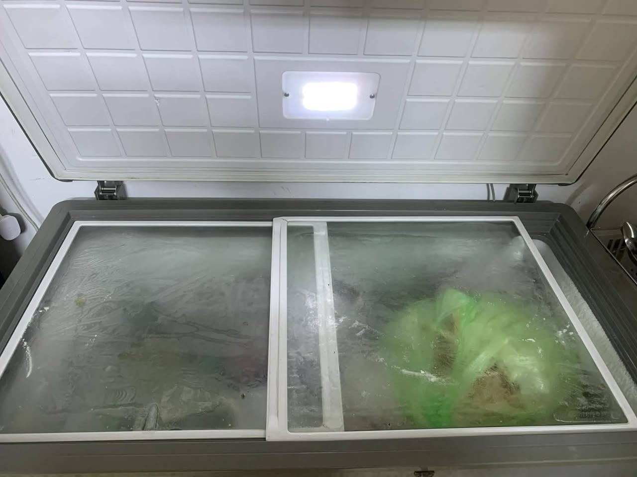 السلام عليكم مكلفه بلنشر مجمده للبيع نوعية الحافظ نظيفه كلش ابد مداخله تصليح حجم 14 السعر 225 وبي مجال العنوان الثعالبه


**إذا كنت صاحب هذا الإعلان وتريد حذفه لأي سبب، رجاءا أرسل رسالة إلى الدعم الفني**