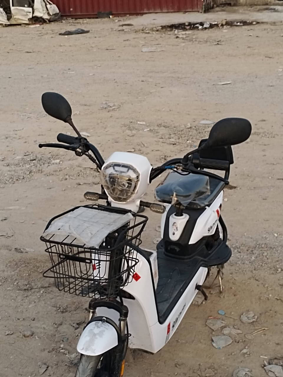 دراجه شحن حجم 14 نضيفة كلش ما ناقصه شي و زوج تايرات جدد سعرهة 200 الف و بيهة مجال للطيبين.


**إذا كنت صاحب هذا الإعلان وتريد حذفه لأي سبب، رجاءا أرسل رسالة إلى الدعم الفني**