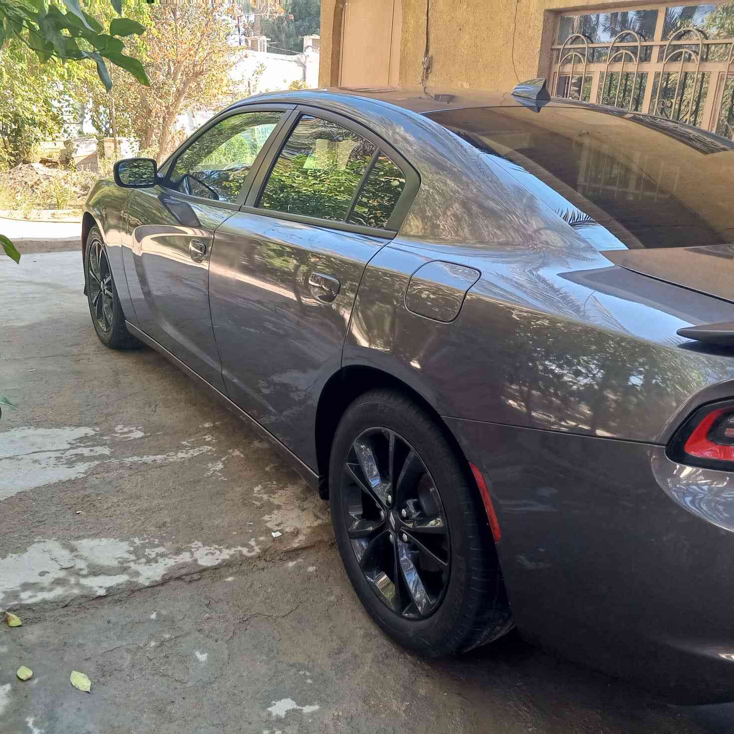 دوج جارجر
موديل 2022
وارد كندي سياره اني مستورده من امريكه 

جديده بمعنا الكلمه تجي وتشوف بعينك 

حادثه جاملق وبنيد ونص من الفخذه بدون شواصي 
وبيه على كد أربع صابع بارد بالقماره بسبب تنزيل 

محرك 3600.           تشغيل عن بعد    تخم تاير جديد هسه شاده 

رقم بغداد باسمي تحول من اي محافضه

لايت زنون عالي ناصي 
تحكم ستيرن     

سعر 210 وبيه مجال   مكاني كربلاء  ***********
