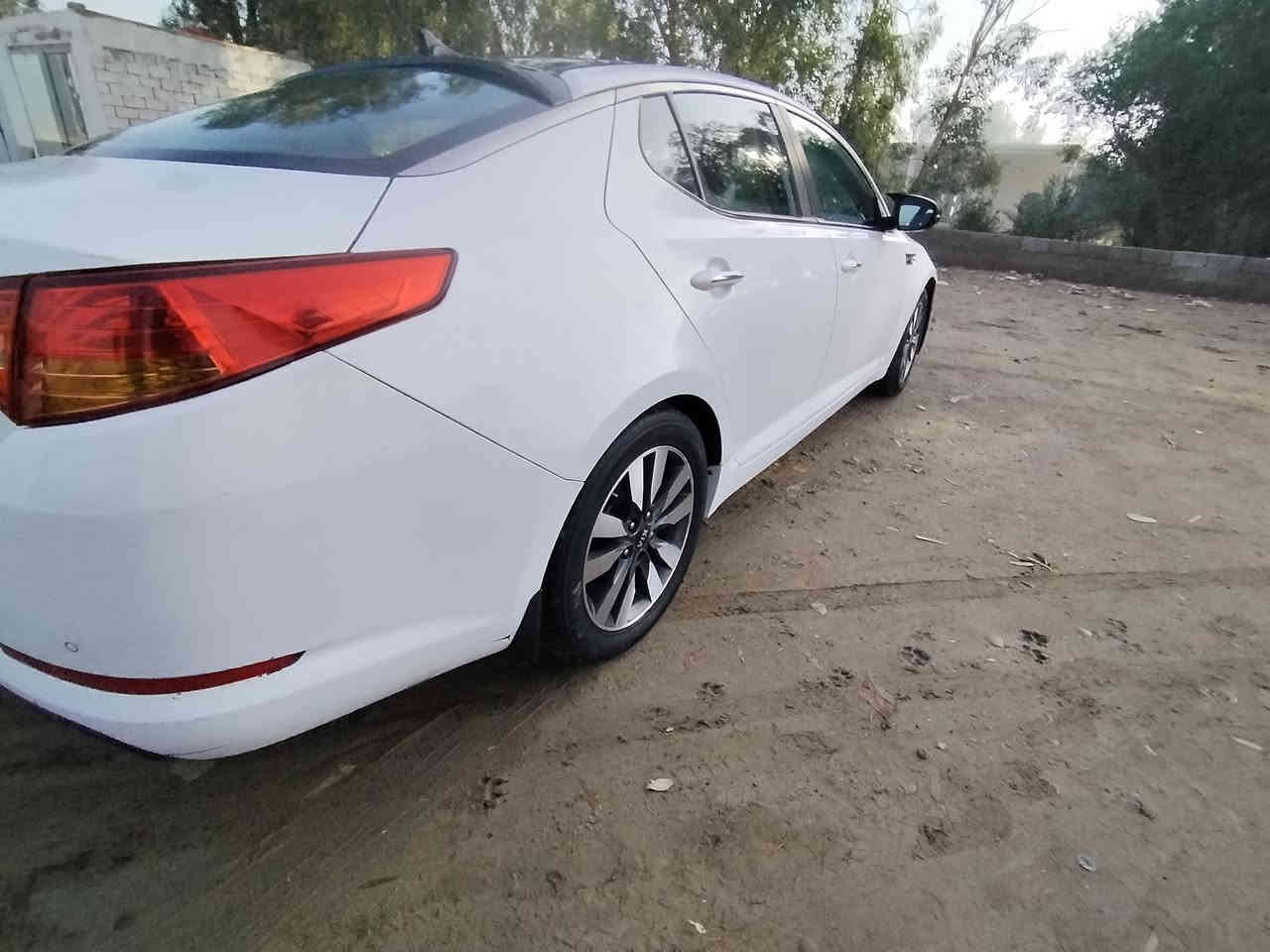 سلام عليكم اوبتيما خليجي موديل 2011 فول مواصفات عده البصمه فتحه تحكم استيرن حساسات خلفيه رقم اربيل جديد تريد تحويل تريد وكاله مكينه 2000 لا تنقيص لا تبخير سياره بيه قطعه وحده صبغ بدون دواخل شرط السعر 123وبيه مجال بسيط العنوان واسط الشحيميه تصال ***********
