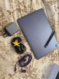 ايباد • ١٢٨ • شاشة ١٠٫١