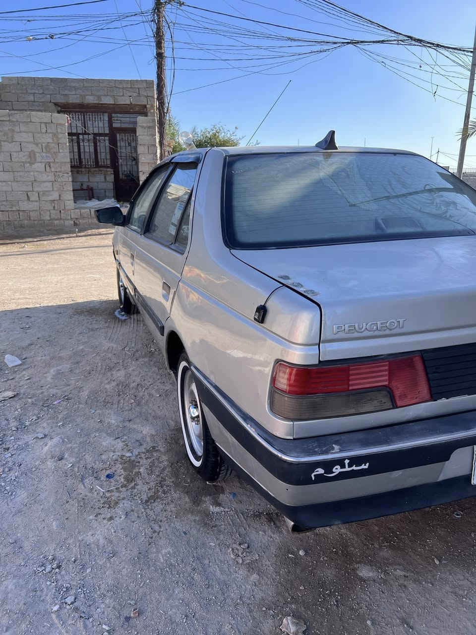 بيجو روى السياره للبيع التفاصيل خاص السياره حلوه
كدام  عينك *********** 

اتصل عله هاذه الرقم
