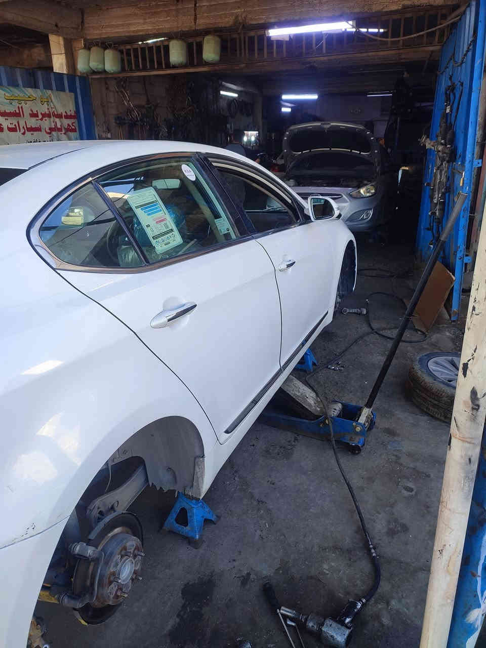 #دقة  التشخيص هيه اساس العمل
#ضمان وأمان
#اعمالنه اليوميه
مجموعة سيارات كل سياره عطل شكل بفضل رب العالمين عالجنه جميع الأصوات إلى بسيارات وكله بضمان ٦ اشهر 
#العنوان صناعة البياع شارع الرابع مجاور مطعم ابو ايهاب 
#للأستفسار *********** علي الحداد
