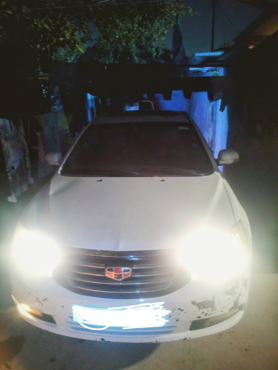 سلام عليكم سياره مكفوله كفاله عامه مانقصه شي سياره خير من الله مكفوله من كلشي مكان سياره كربلاء سعر 50.... رقم ***********
