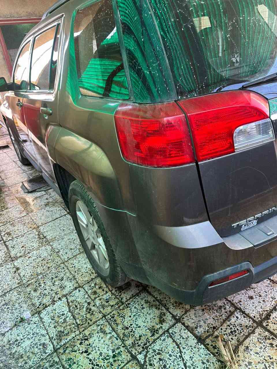 جمسي 2012 
للبيع السيارة شوفت عنيك وتجي وتشوف 
السعر 100
***********
