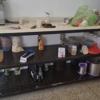 ميز حديد • سطح مرمر صناعي • ٢ متر