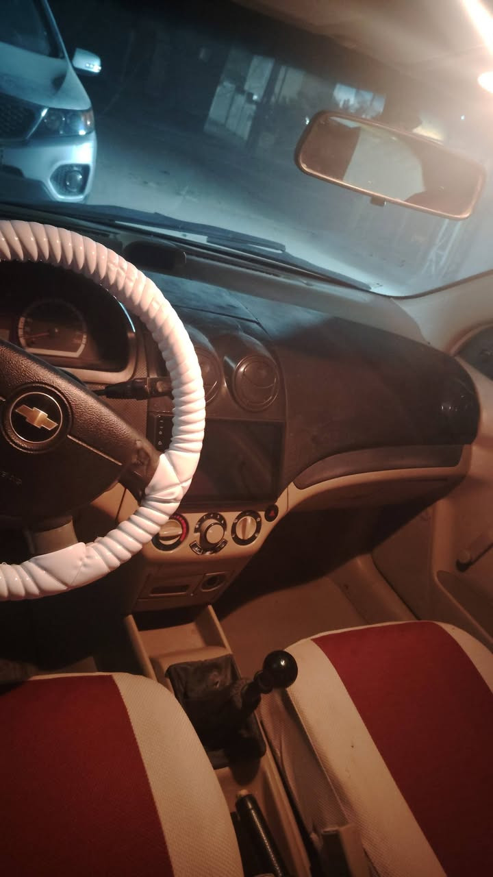 للبيع افيو صفره ٢٠١٠ جاهزه 
نجف حي ميلاد
 ***********
للتفاصيل اكثر 
اتصل مكلف بلنشر
