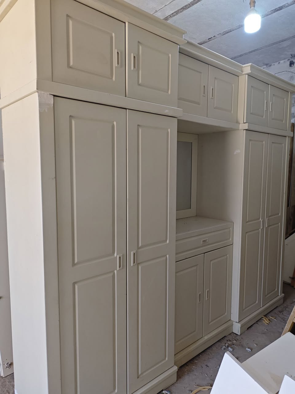 كنتور كويتي مستخدم طابقين نضيف كلش 
العنوان البصره قضاء المدينه الهوير 
        الاتصال ‏‪0771 267 8921‬‏
