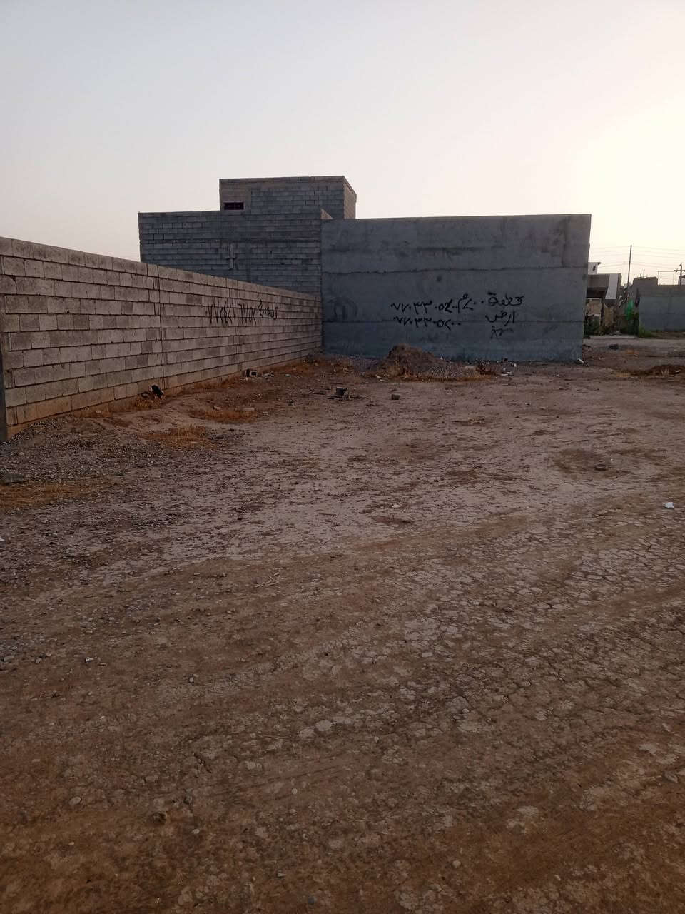 كاع للبيع في 7نيسان
قريب من مدرسه الاخاء 
فرع كدام سكله خوشيد 
***********
