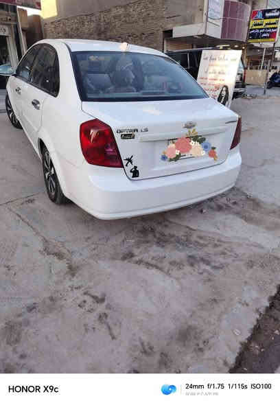 السلام عليكم اخوان عندي اوبتره للبيع ٢٠١١ رقم واسط بأسمي سيارة   بيه سعره ٨٠ ورقه ***********
