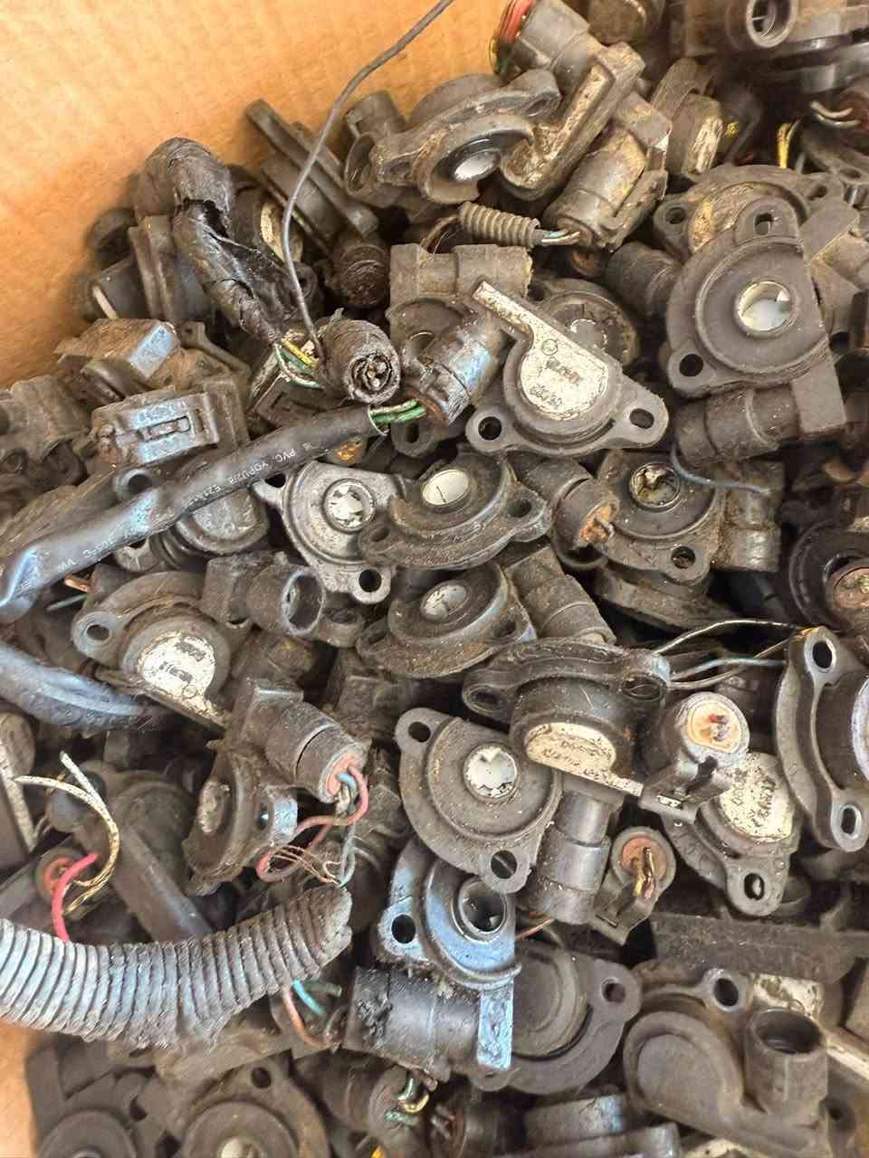 تي بي اس جملة فقط السعر 3 الف 
التواصل وات سآب فقط /***********
