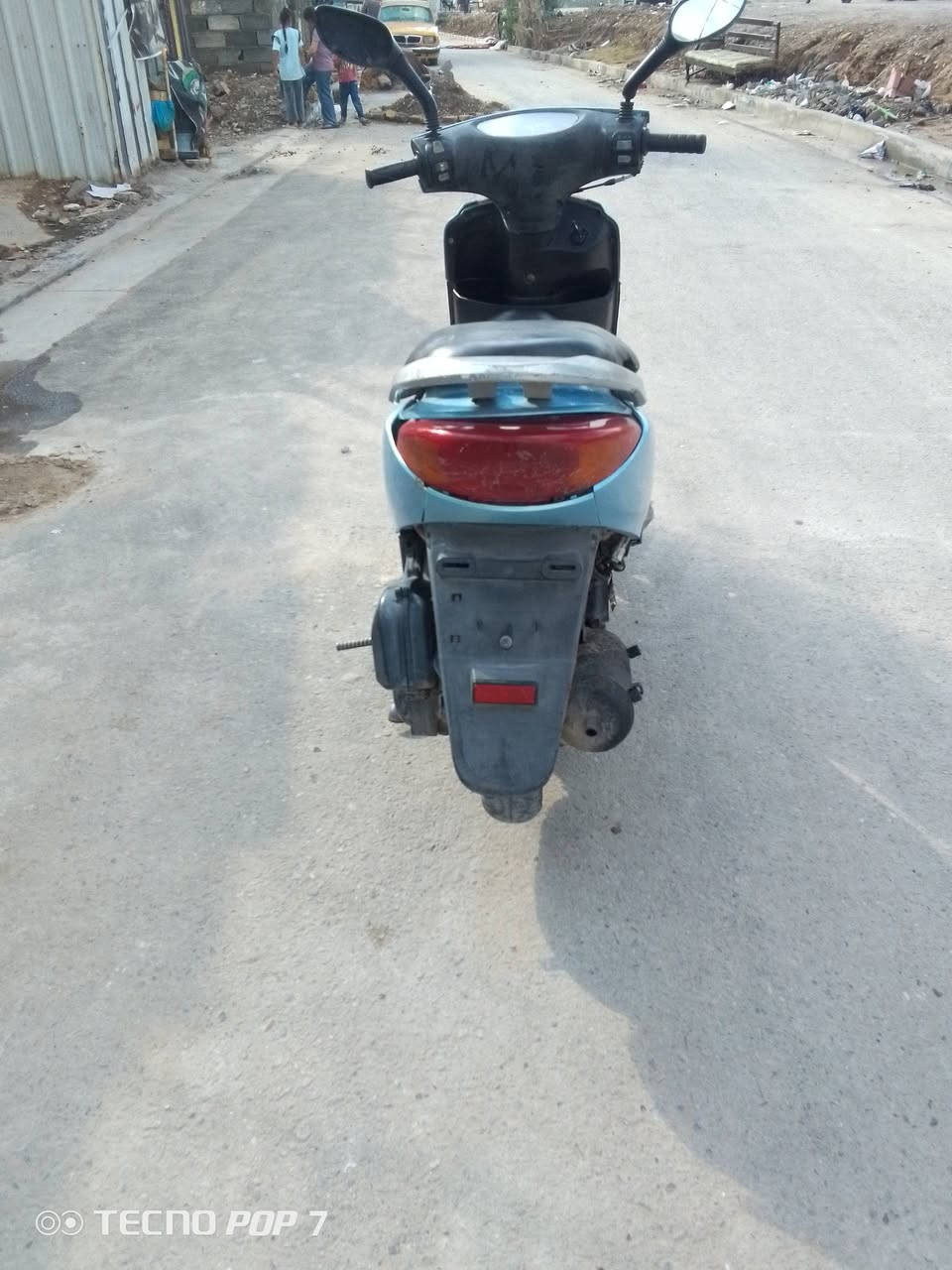 السلام عليكم
دراجة بريز لبيع
دراجة كاملة سلف هندر اشاير امرايات  تايرات جدد 
بريكات خلفي امامي شغالات بنزات جدد
السعر 380 الف 
لتصال : ***********
#الجميع
