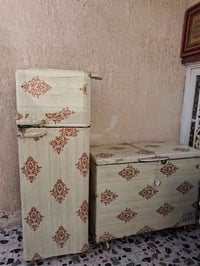 ثلاجة ومجمدة • حجم كبير • شغالات