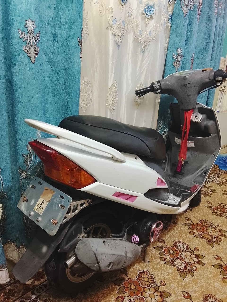 سلام عليكم ماكس عدلة للبيع مايحتاج اسولف مزوعة تزويد كلجات ارجي اس رياضي مكينة بلاد  رمبة مامفتوحة مكاني شعلة ***********سعر 980الف
