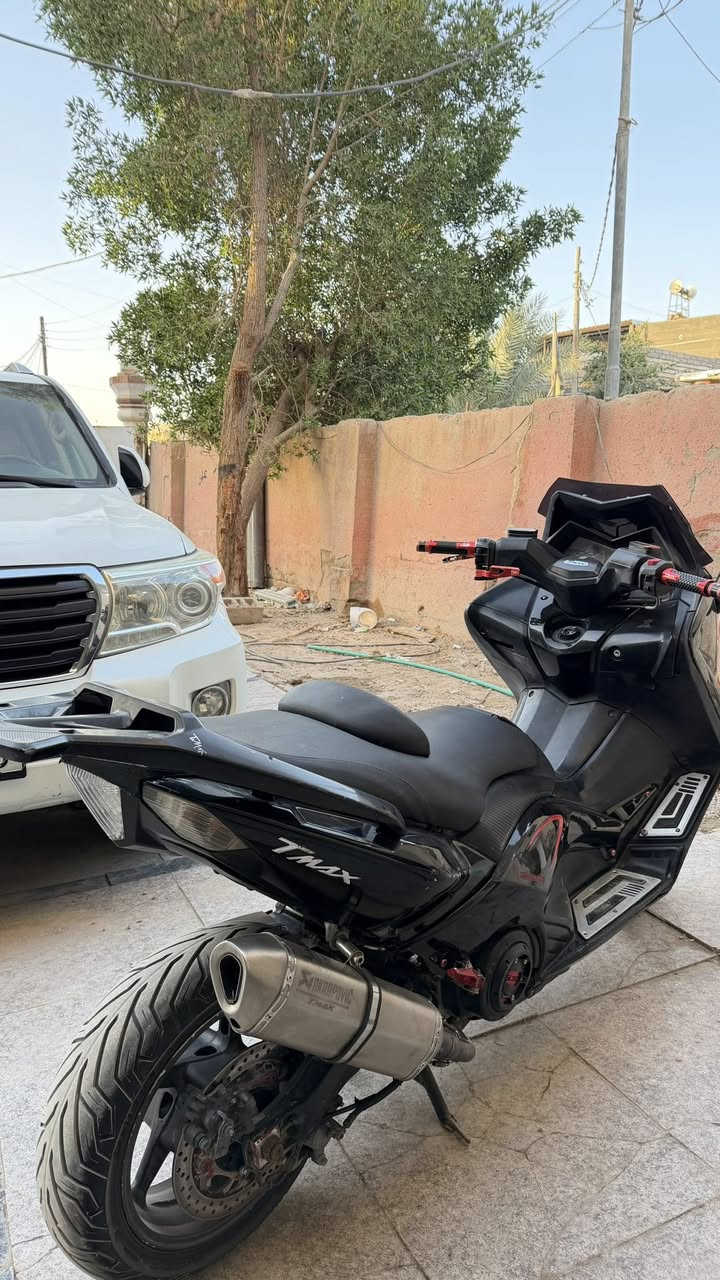 سلام عليكم الدراجه للبيع موديل 2014 لا حادث ولا شي كت كامل كرزي مكينه كفاله دراجه نضيفه حلوه مكاني بصره قضاء القرنه باقي التفاصيل اتصل علي وتدلل سعرها 38 وبيها مجال حك الجيه ***********
