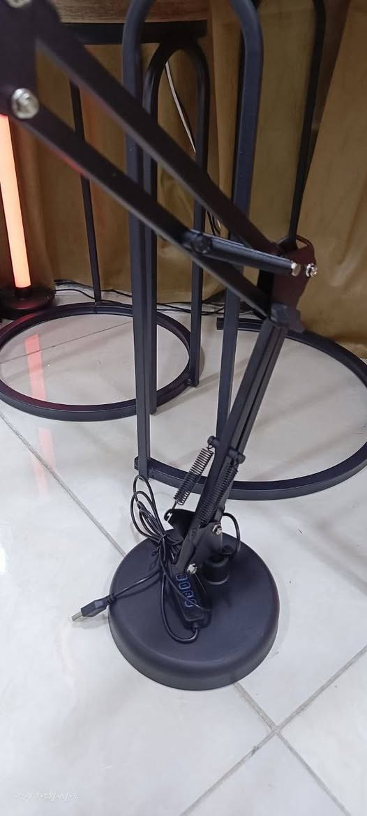 ستان صيانة عدسة تكبير مدمج مع انارة لد وزن ثقيل جداً
ع اول تم 15 ألف قفل


**إذا كنت صاحب هذا الإعلان وتريد حذفه لأي سبب، رجاءا أرسل رسالة إلى الدعم الفني**