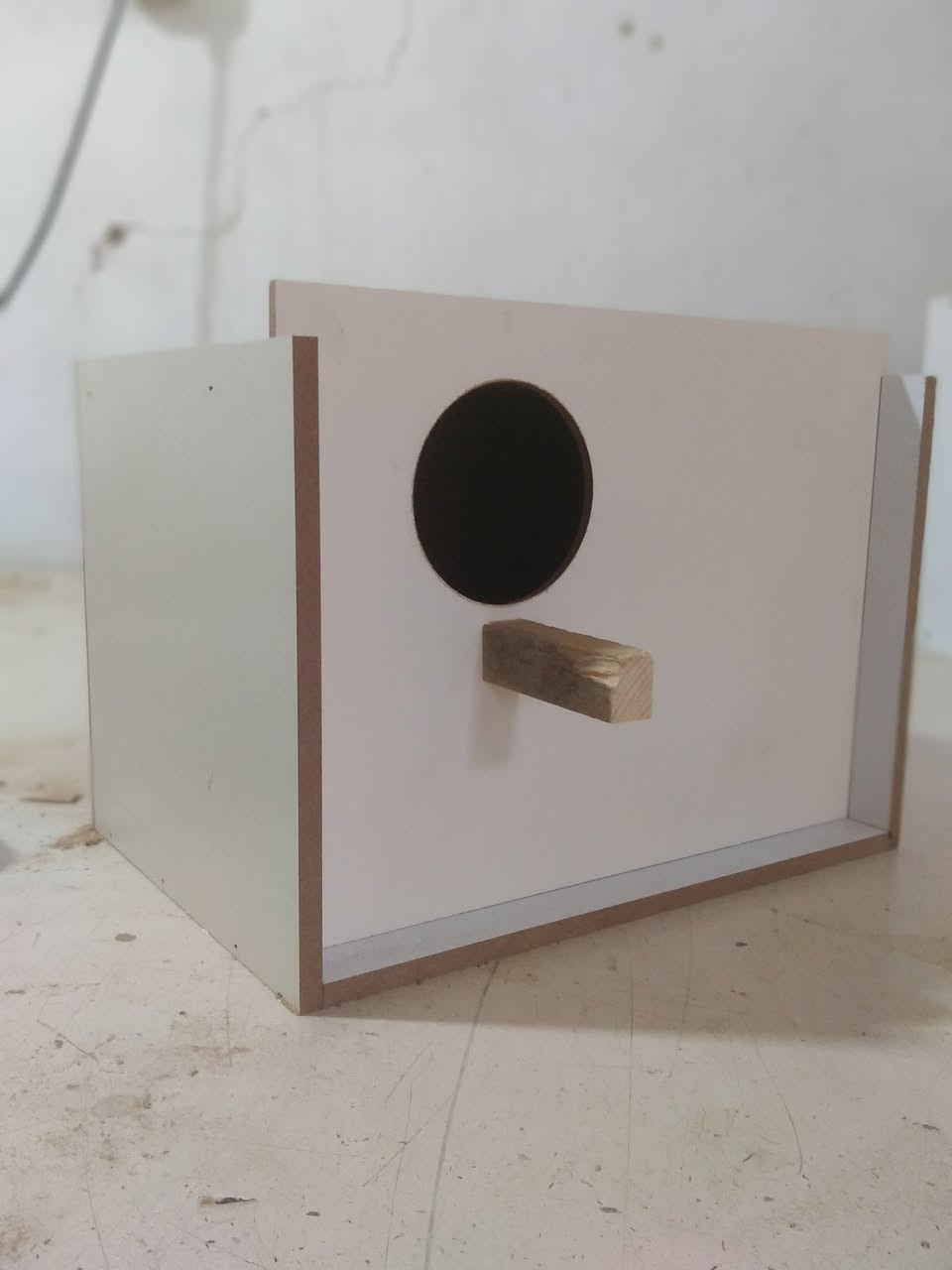 كل ماهوا جديد متاح بيوت لطيور الحب وجميع انواعها لتواصل عل خاص او على الأرقام التاليه ***********
*********** العنوان الموصل حي الانتصار العراق
