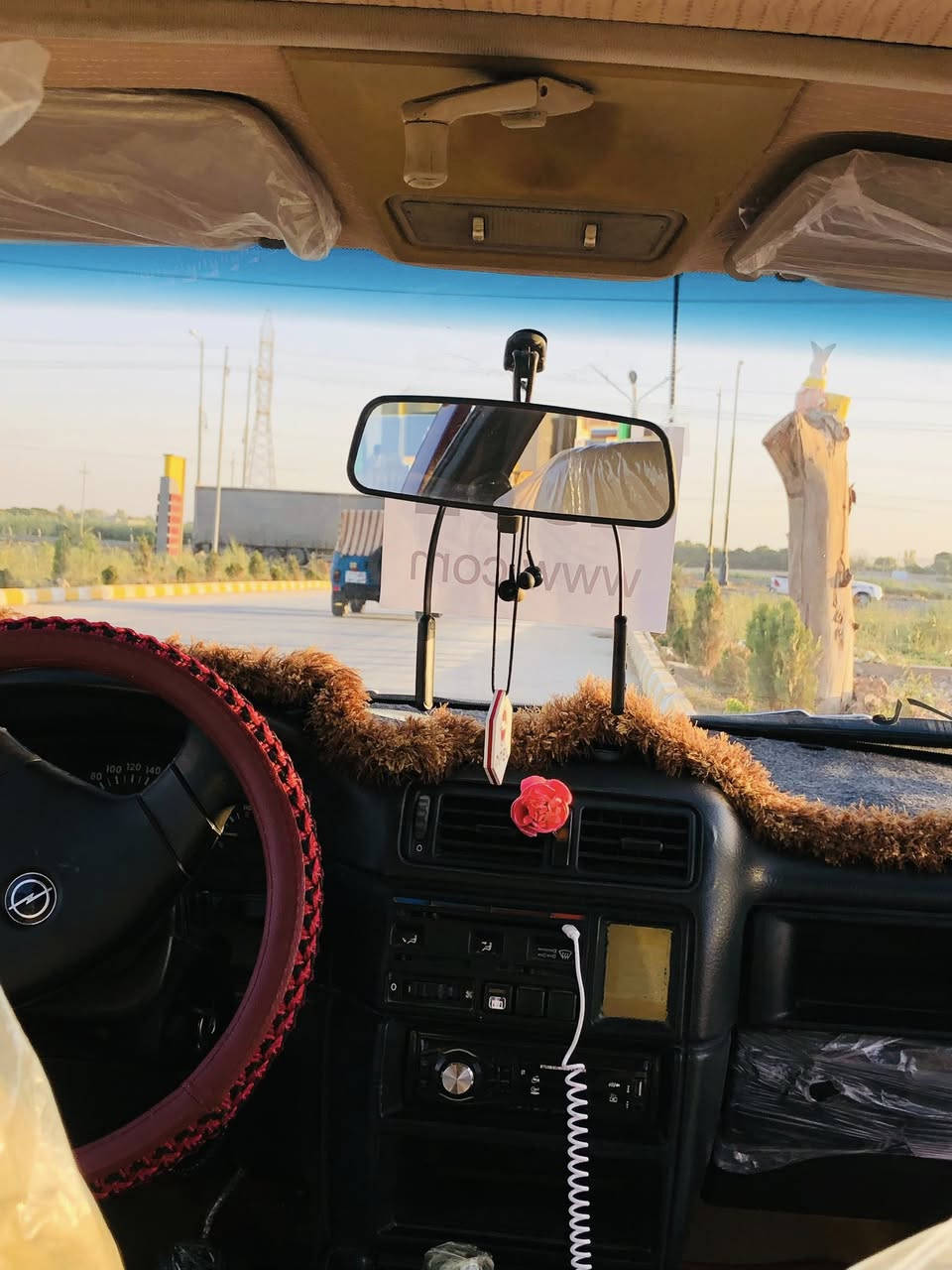 السلام وعليكم اوبل فكترة لبيع موديل 91 محدثة 94 بس صبغ جمالية محرك كير مكفول كفالة عامة 20 ✈️☝️سيارة بس ستر الله  ترايك 200 خياسات بس هلالات ومصلحات سنوية سنة صاقطة 43 وبيهة مجال قليل رجان بدون تعليقات رقم لهاتف ***********
