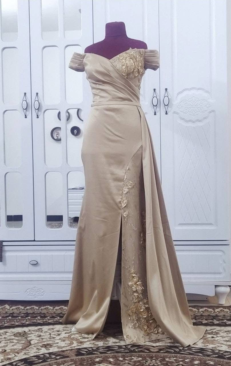 السلام عليكم
فستانين للبيع قياس 38 

ملبوسات قليل 

البيجي اشتريتة ب80 اريدة ب40

الجويتي اشتريتة ب50 اريدة ب25


**إذا كنت صاحب هذا الإعلان وتريد حذفه لأي سبب، رجاءا أرسل رسالة إلى الدعم الفني**