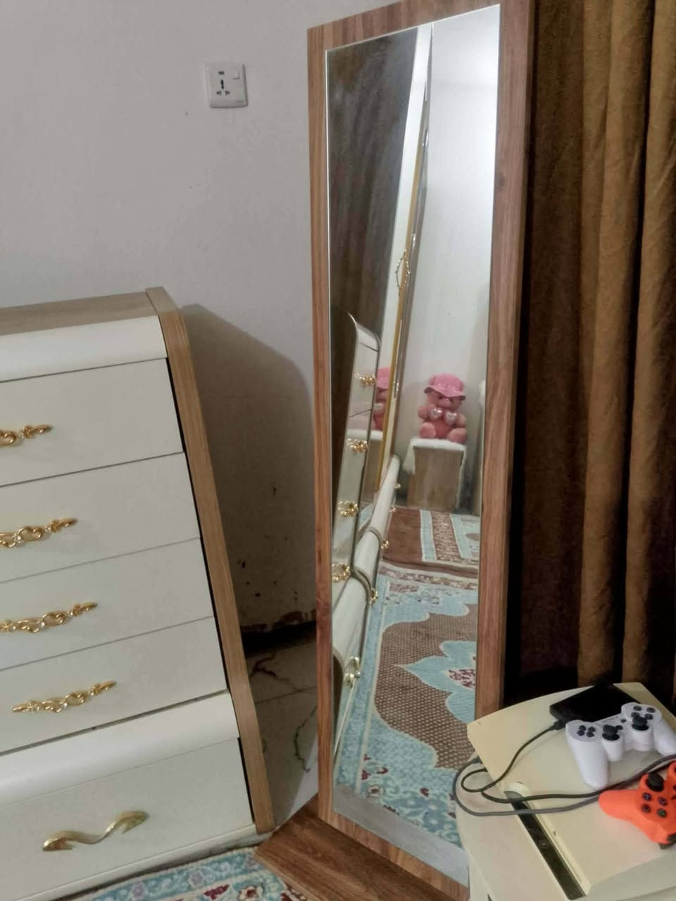 غرفه  ٩ قطع  استعمال بسيط نظيفه تركيه.  مليون وبيها مجال للشراي  عنوان بغداد بلديات   تفاصيل خاص


**إذا كنت صاحب هذا الإعلان وتريد حذفه لأي سبب، رجاءا أرسل رسالة إلى الدعم الفني**