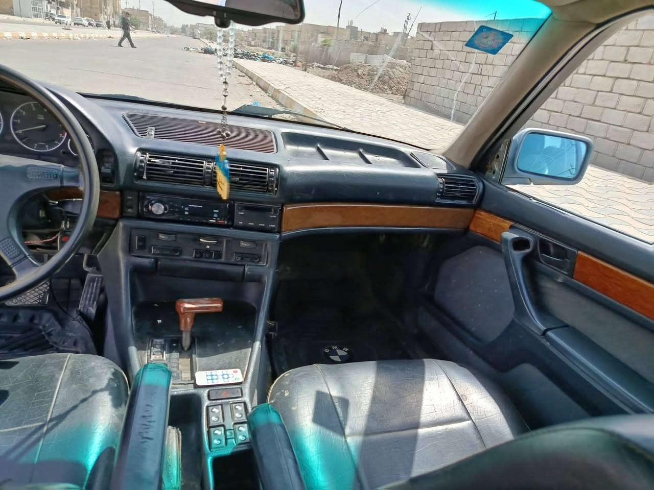 BMW  730 1991 

مكينة كير مكفولات
مكفولة من العيب الشرعي و الحادث القوي
تبريد ثلج، كهربائيات شغاله
فتحه بالسقف شغالة
رقمهه انبار ، سنوية ساقطة شهر 12 سنة 2025 
مداور ثاني يوم بالناصرية ، مشروع وطني 
وراي سفر و محتاج ابيعهه باسرع وقت رجاءا 
الشراي يراسلني ع الواتس ***********
مكان السيارة ناصرية
السعر 40 ورقة و بيهه مجال بسيط
