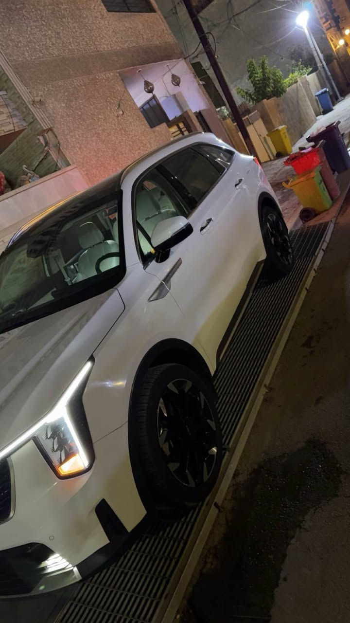 السلام عليكم اخوان كيه سورنتو 2024 خليجي فول 1/1اعله فئه مكفوله كفاله عامه ورقم بغداد باسمي استلام شركه محرك 6 سلندر بانوراما داتا شو بصمه تشغيل عن بعد 7 راكب 3 قطع تبريد ويل 20 الجبير اناره داخليه كير موس 5 انضمه قياده صندكوك كهرباء وهواي موصفان بعد العنوان بغداد المنصور للستفسار *********** السعر 318 وبيه مجال بصيط بغداد, العراق
