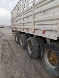 عربانه للبيع أربع محاورالطول 60و13جاهزه للشغل السعر100وبيهه مجال للتوا...