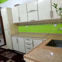 كاونتر مرمر • ٢.٥م • بيع مستعجل