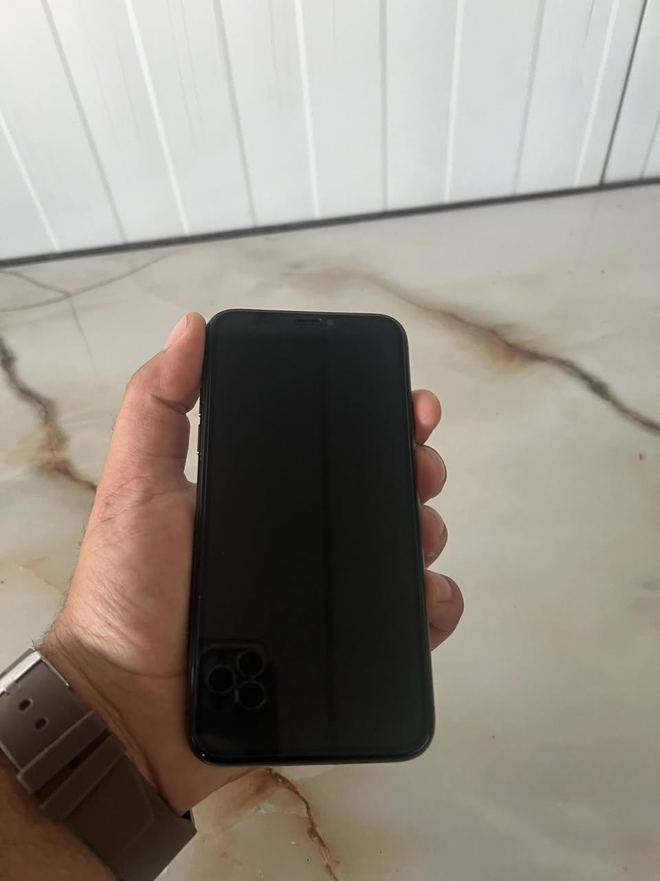 تلفون اكس عادي لون اسود
ذاكره256
ى
مبدل بطاريه وشاشه فيس ايدي واكف 
للبيع ***********
