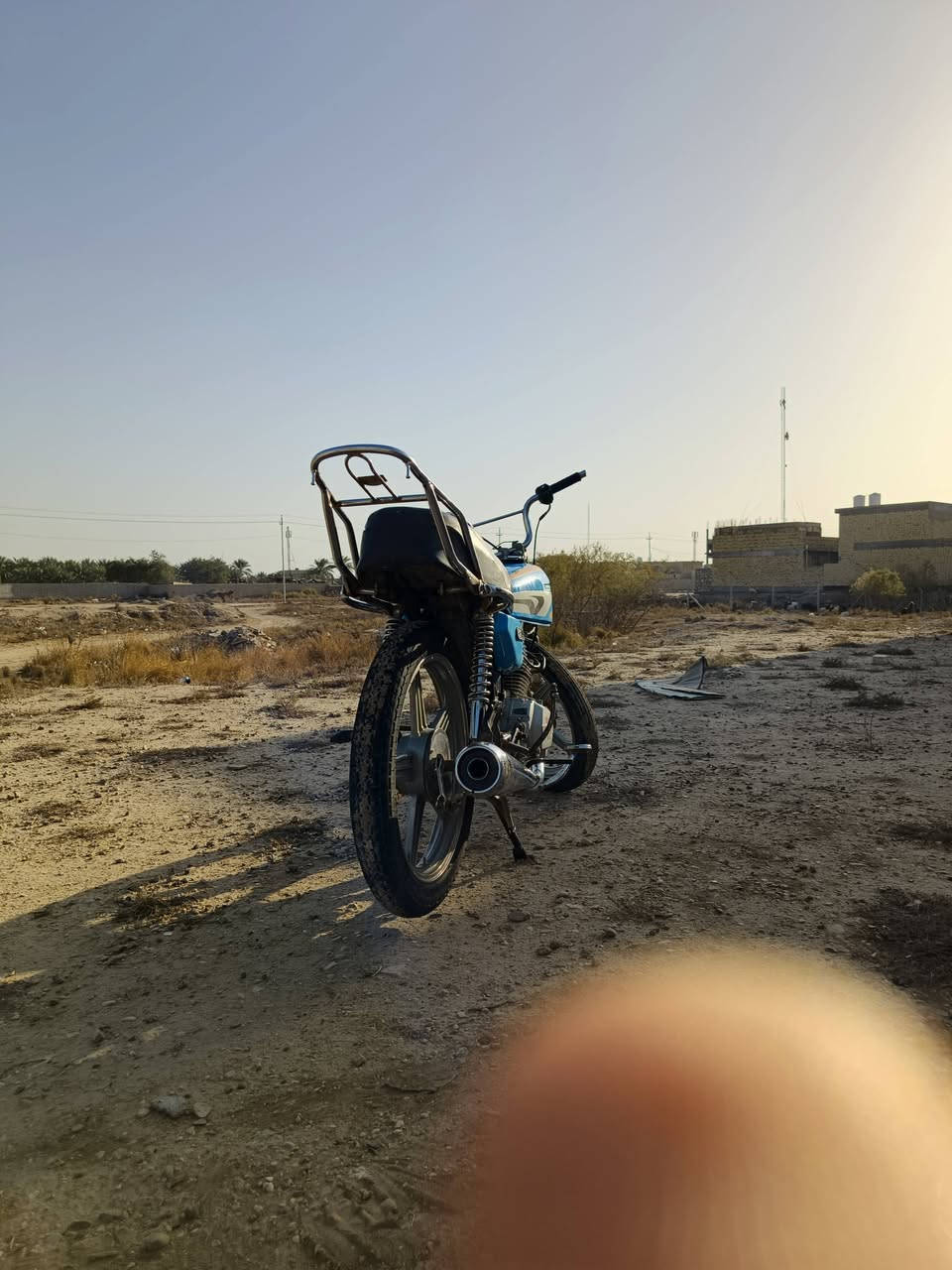 السلام عليكم دراجه سفانه مديل 2021للبيع مفتوحه مره واحده سعر، 300،وبيها مجال الرقم ***********
