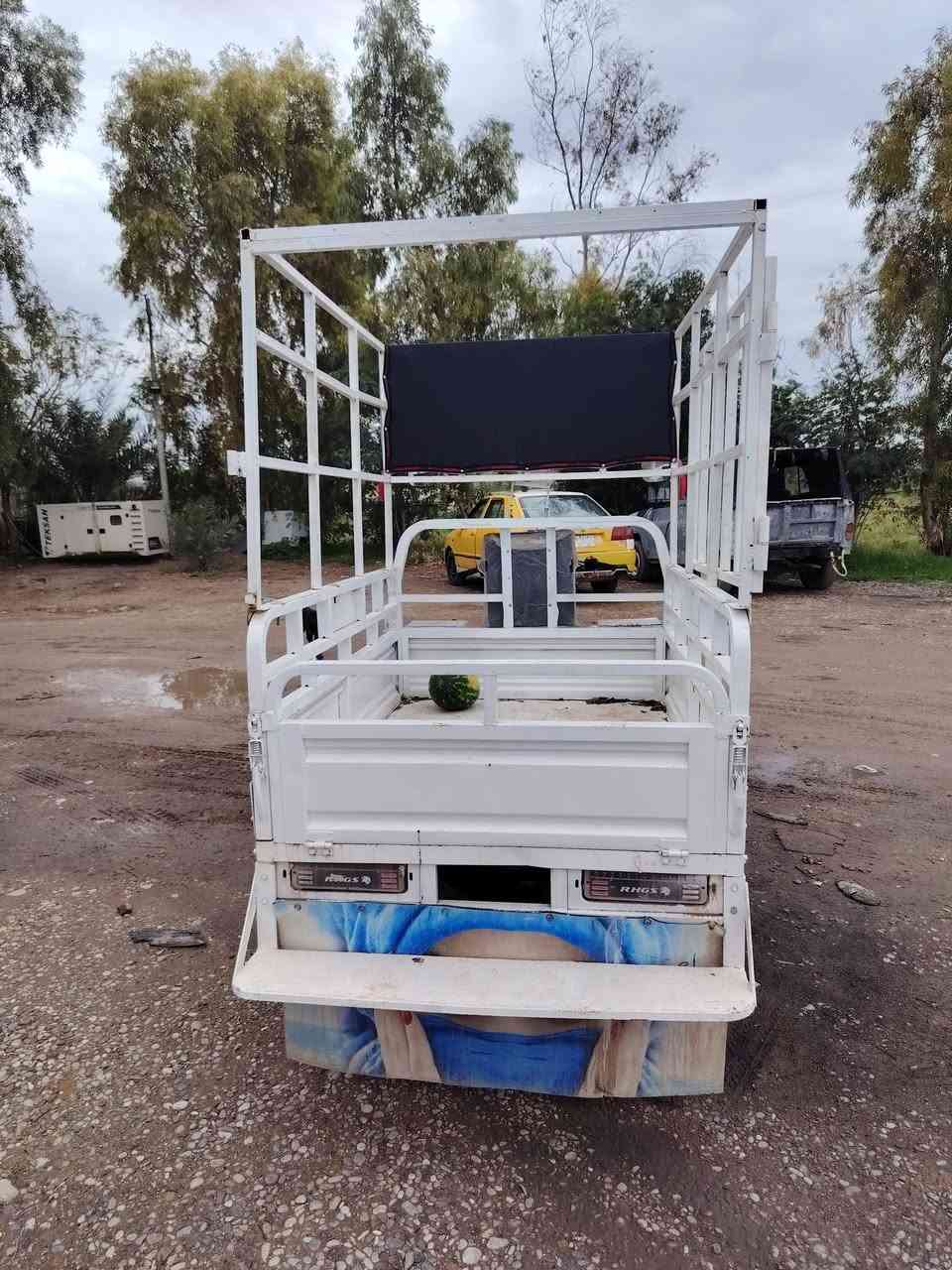 سلام وعليكم ستوته فحل عالي  موديل 19  محرك 22 ورقه وحده 
فول نضيفه كهربايات كلها شغاله  
مكلف بلنشر  *********** وتساب
